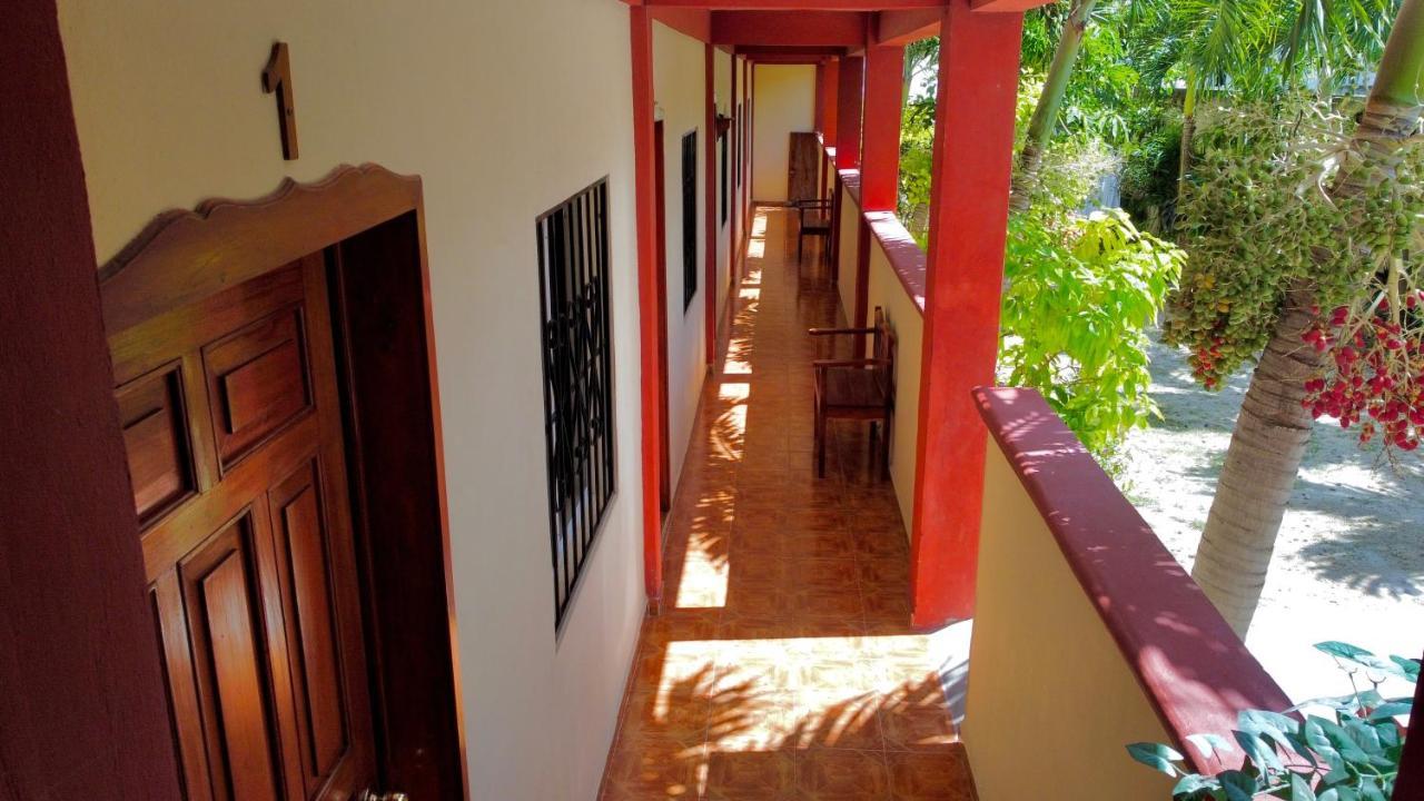 Hotel Nicte-Ha Xpujil Exterior foto